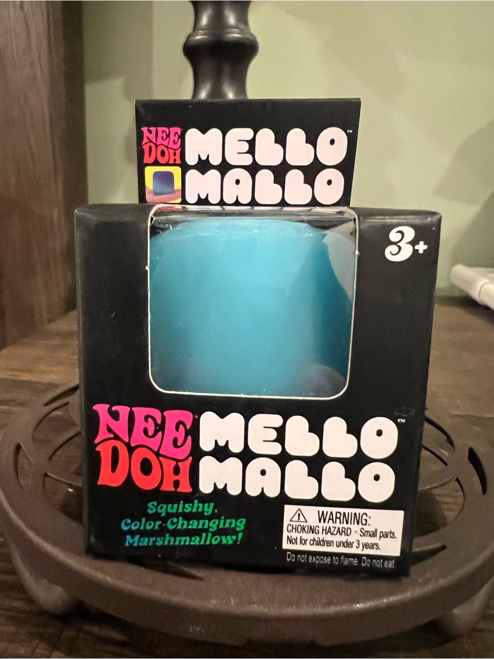 Nee Doh Mello Malloo Squishy Color-Changing Marshmallow in Blue